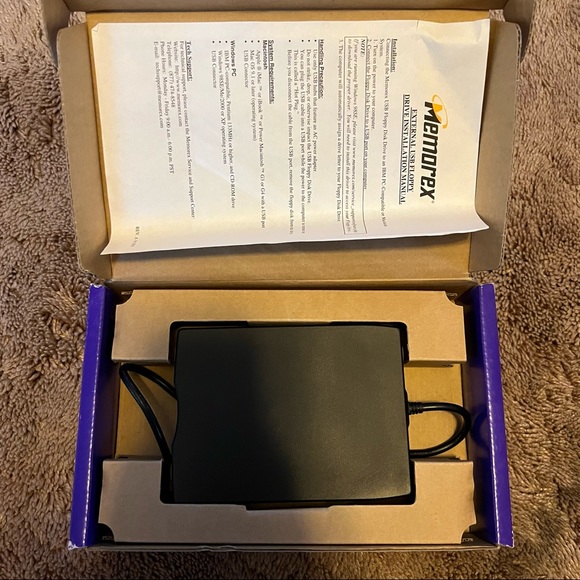 Brand New Never Used Memorex USB Floppy Drive - Picture 2 of 2